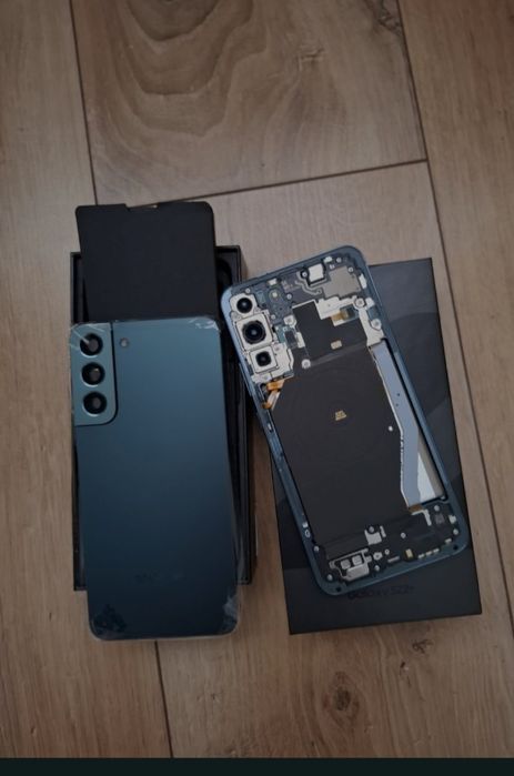 Samsung s22 plus pentru piese.