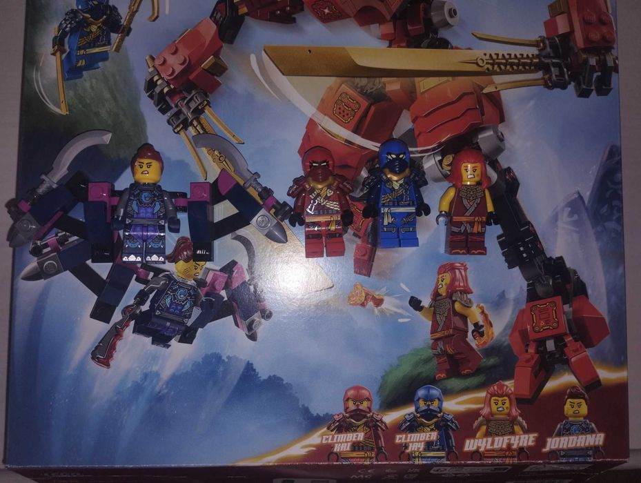 Set Lego Ninjago Mechul Catarator al lui Kai