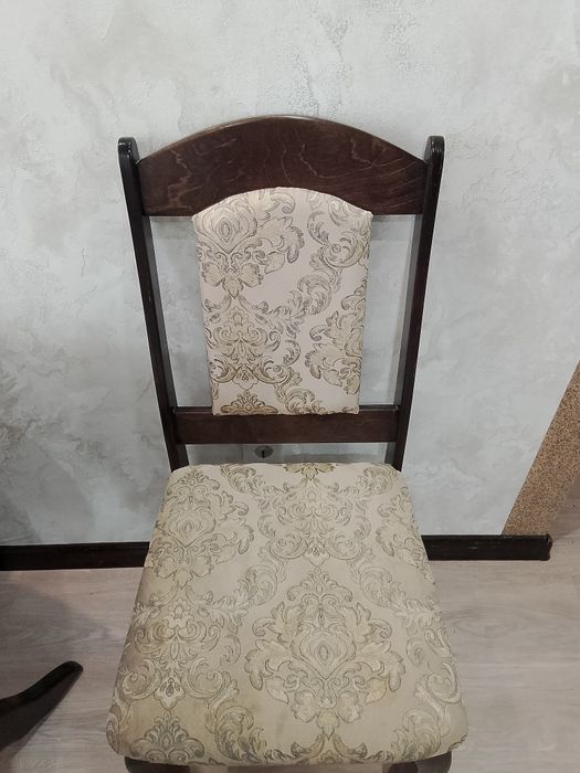 Продам стол со стульями