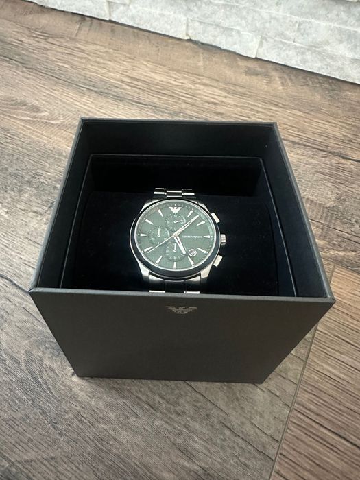 Часовник Emporio Armani