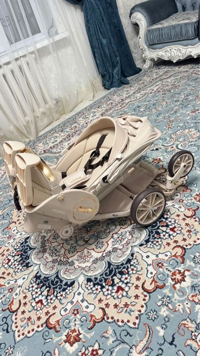 Коляска детская новая