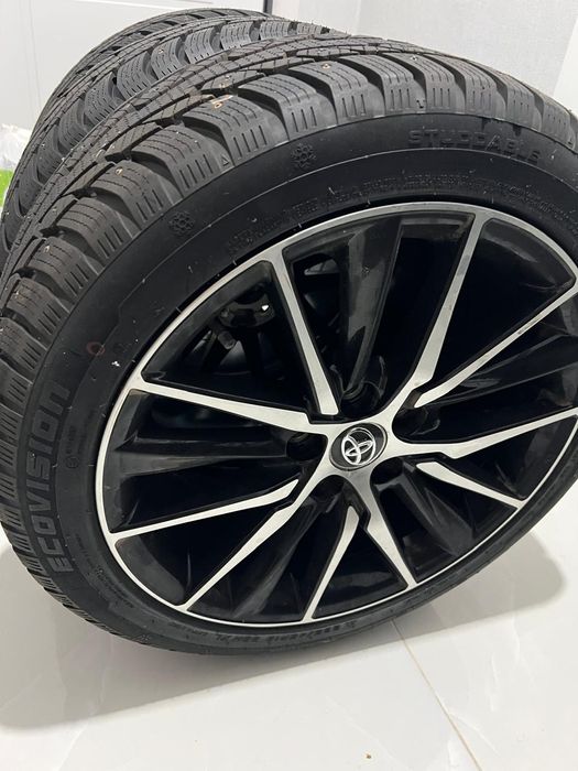 Диск с шинами зимный с шипами