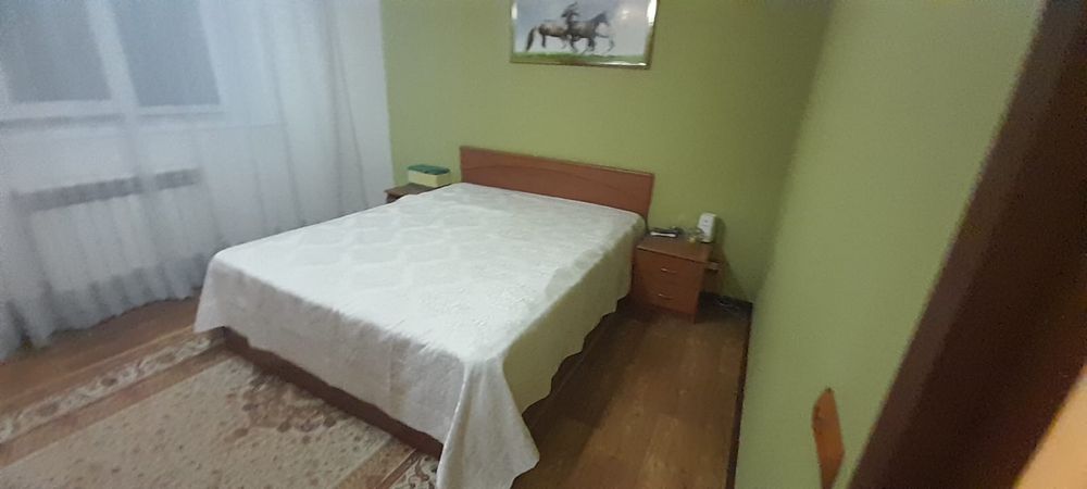 Продам спальный гарнитур