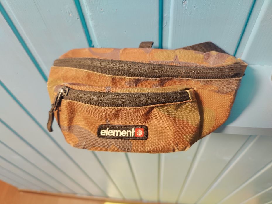 Borsete Element și Willard