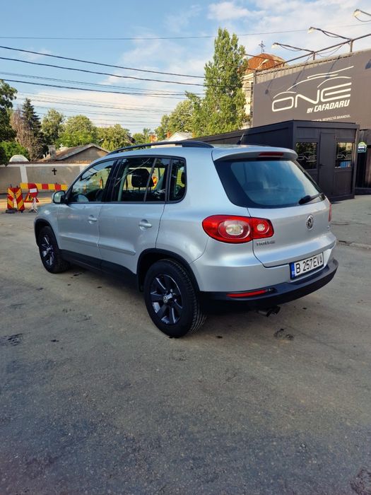 VOLKSWAGEN Tiguan 2011 — imagine 3