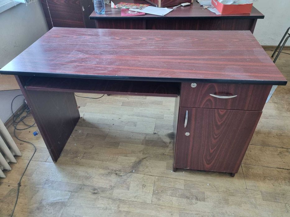 Mobilier birou drept si pe colt