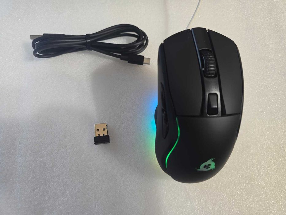 Mouse Gaming Wireless KLIM Blaze Pro, RGB, 6000 DPI, Stație Încărcare