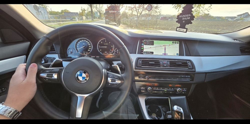 Bmw f10 520 D 2016