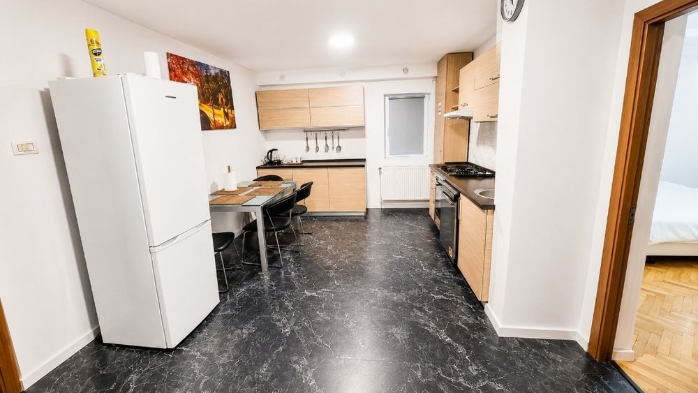 Apartament premium cu 2 camere de închiriat – Parcul Sebastian | 60 mp | Parcare | Renovat complet | 650 €/lună
