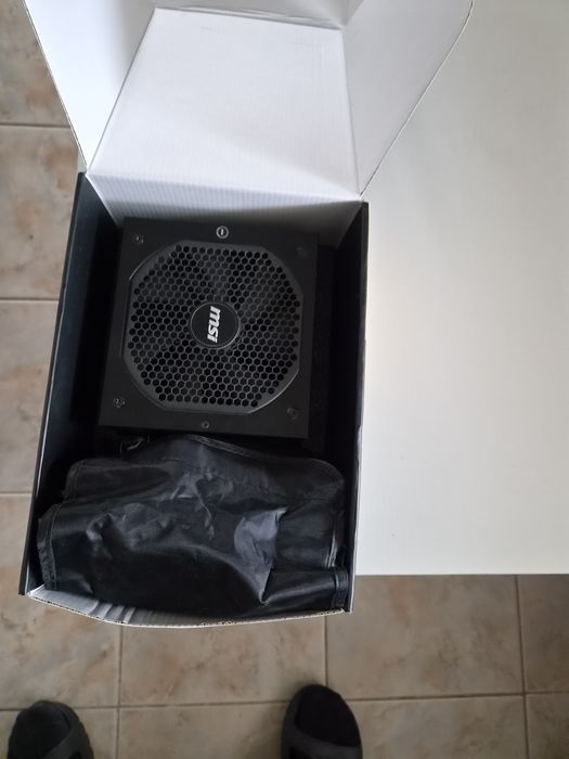 Модулно захранване  Msi 850 W
