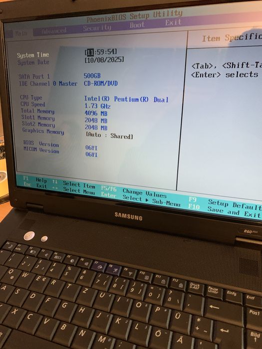 Laptop Samsung R60 Plus