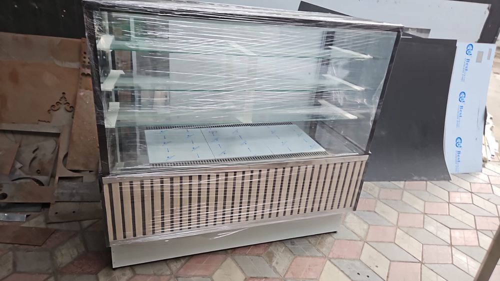 Витрина кондитерский