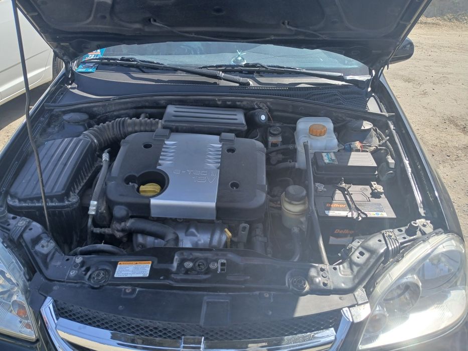 Chevrolet  Lasetti 1.8 2013