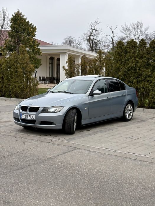 De vanzare e90 320d