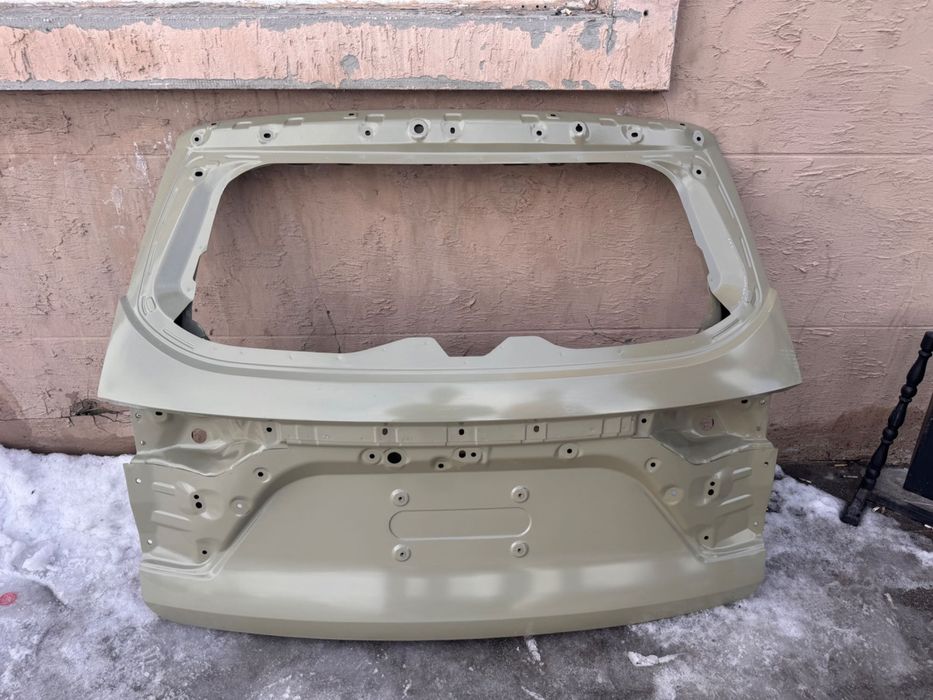 Крышка багажника Haval M6 , H6