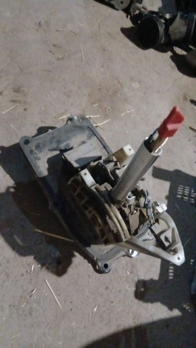 Запчасти на тайота калдина