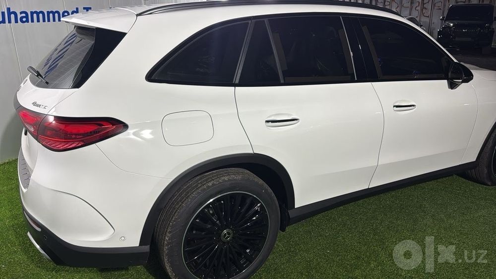 Mersedec GLC 300 4 matic yangi, rastamojka qilingan