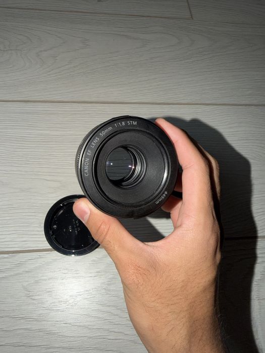 Canon EF 50mm f/1.8 STM