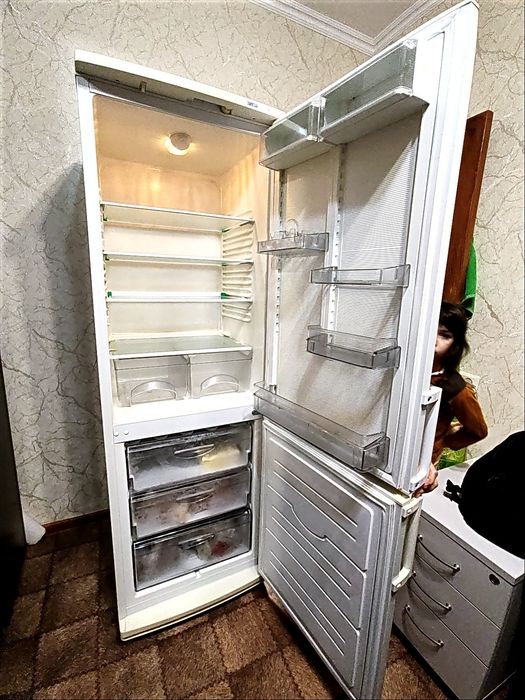 Продаётся холодильник