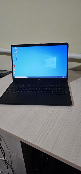 Ноутбук НР Ryzen 5 (ssd 256гб)