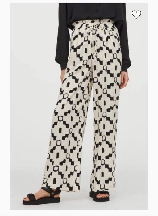 Дамски комплект HM панталон, блузка , потник размер 34. / XS