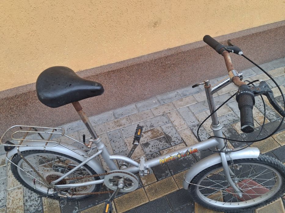 Bicicleta metropolis ideal pentru livrări