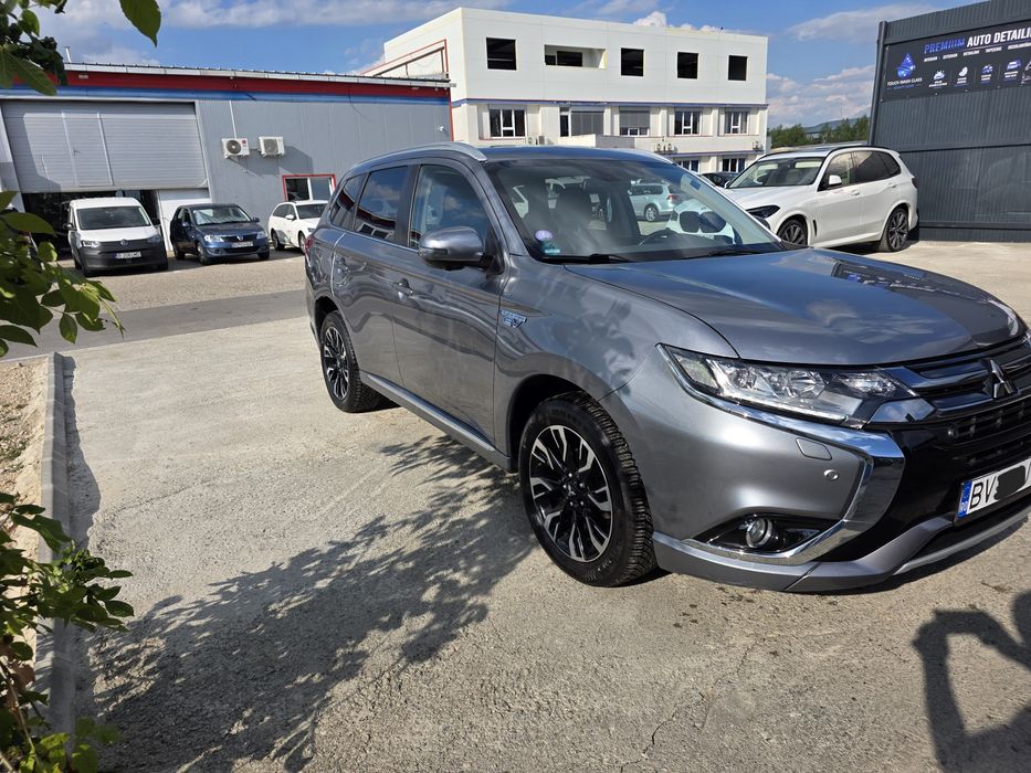 MITSUBISHI Outlander 2017 — imagine 5