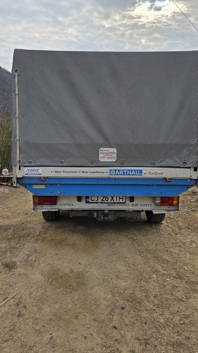 Vând Opel Movano 2.5