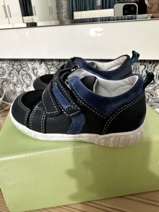 Детская кроссовка для мальчика