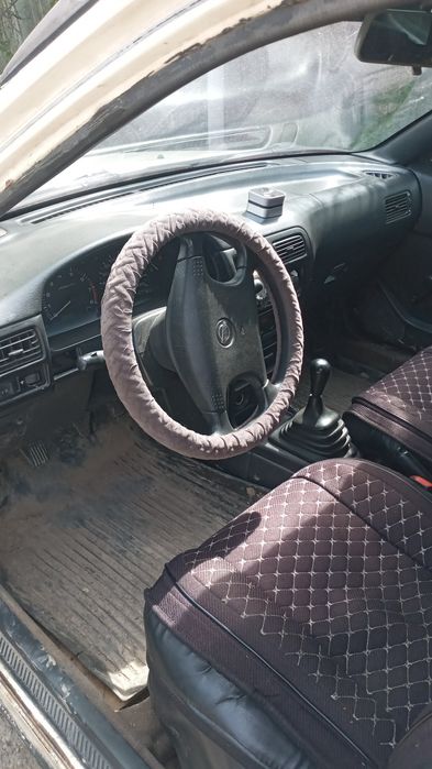 Nissan sunny 1991
