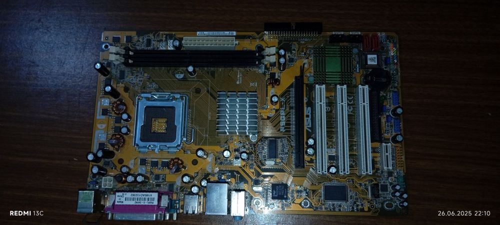 Продам материнские платы