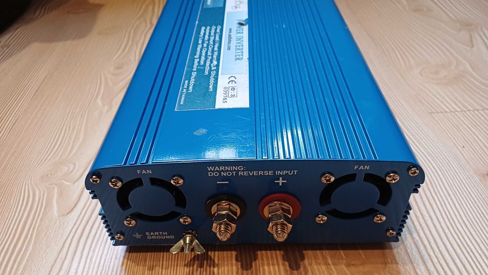 Висококачествен инвертор 24-220V