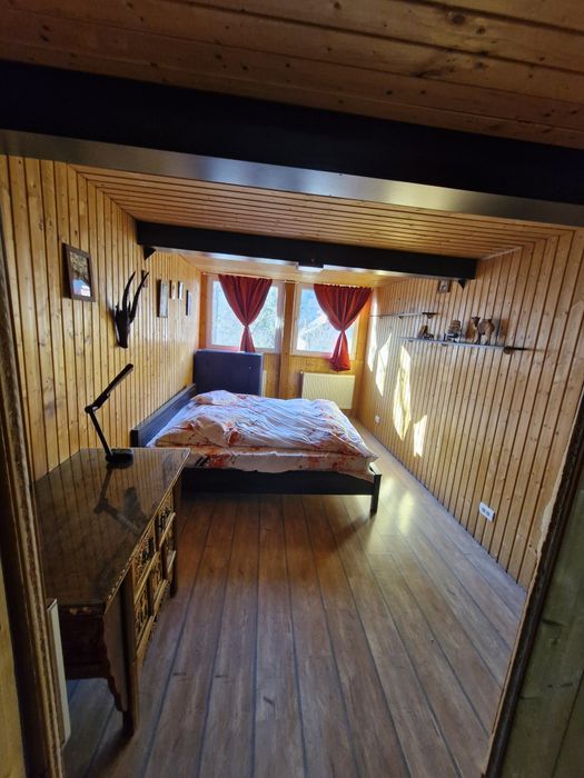 Vilă de Închiriat de Crăciun aprope de Castelul Cantacuzino