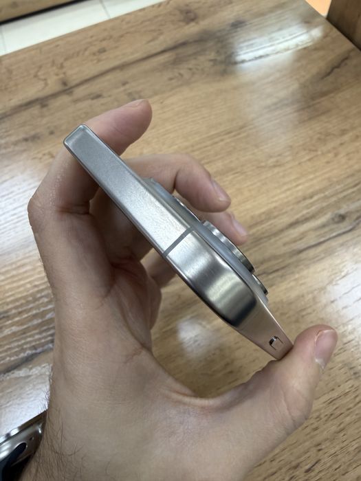 Продам iphone 15 pro 512 GB