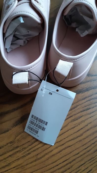 Teniși H&M mar 36
