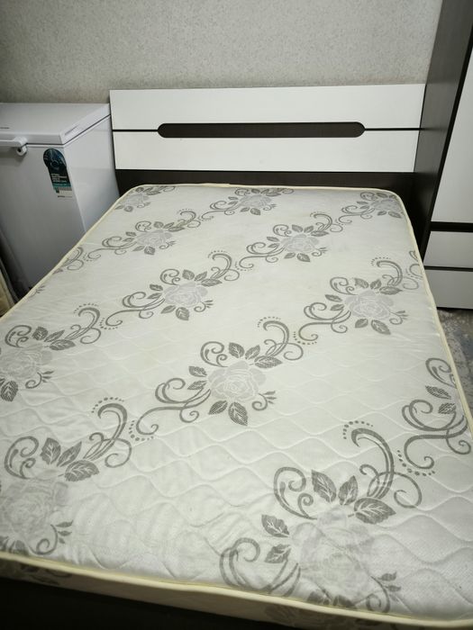 Продам  кровать за 15000