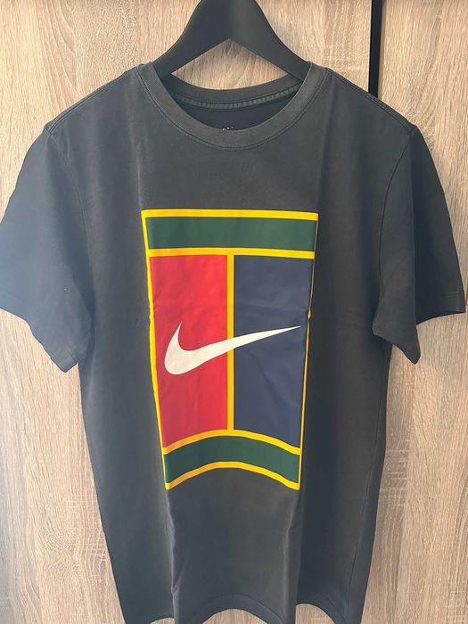 Nike тениска М размер
