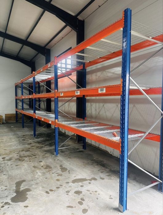 Rafturi metalice depozitare paleti profesionale