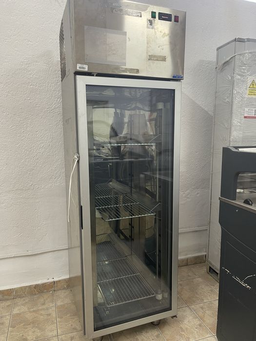 Congelator profesional Tecnodom 400L vitrina frigorifica cu usa sticla