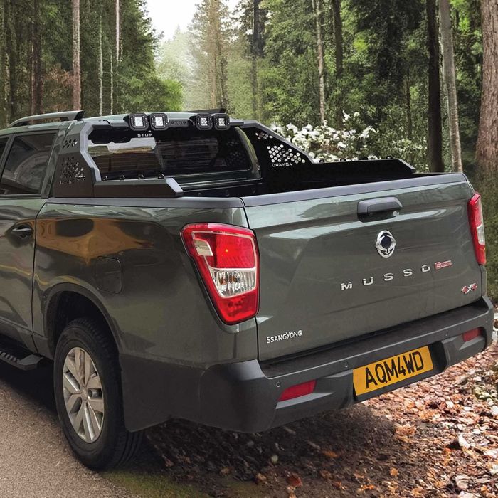 Rollbar pick-up cu proiectoare Hilux, Ranger, D-Max, Navara, Amarok