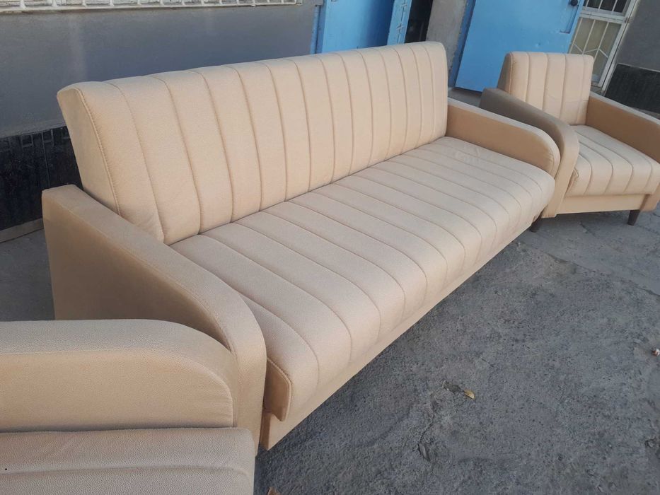 Диван или кровать мягкая