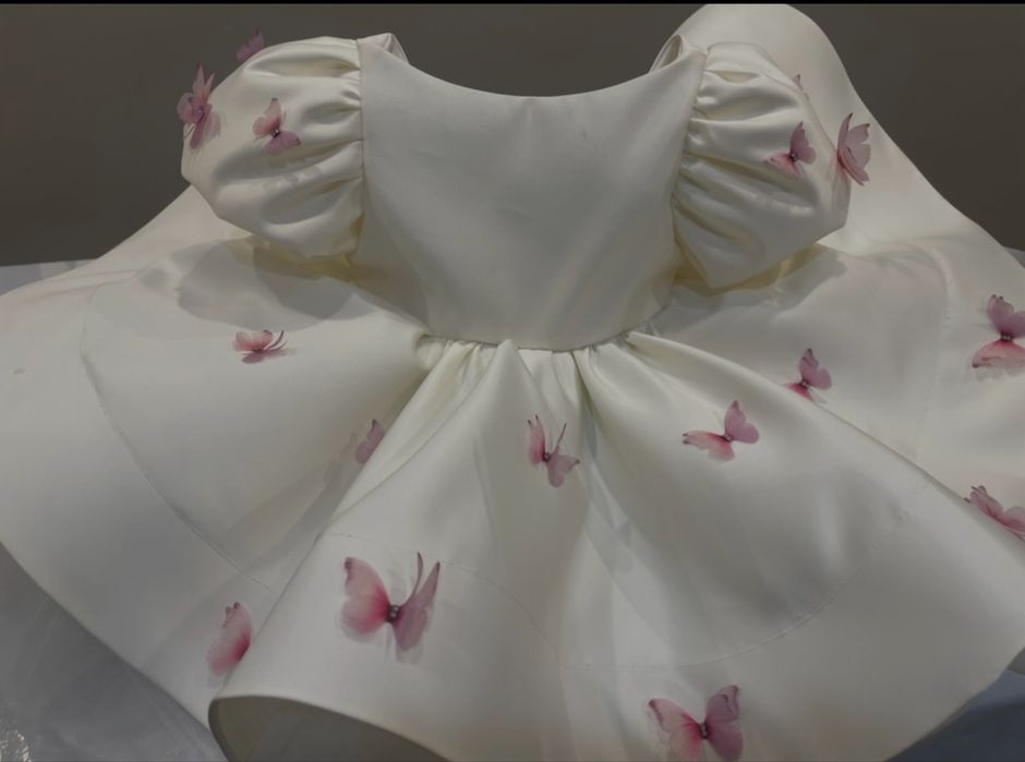 Продам детское платье