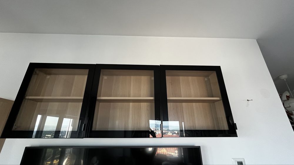 Ikea besta wall mount shelves - dulap