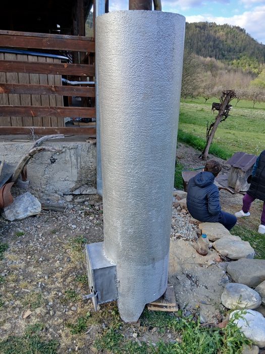 Vând boiler baie