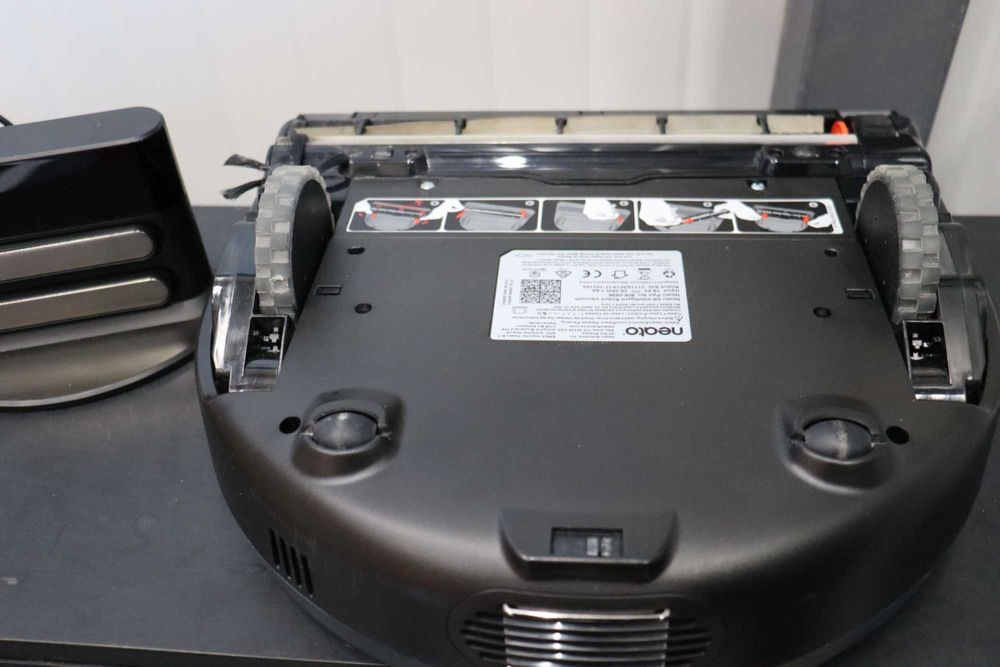 Мощна прахосмукачка робот Neato Robotics D8, Lidar,  100мин., Alexa