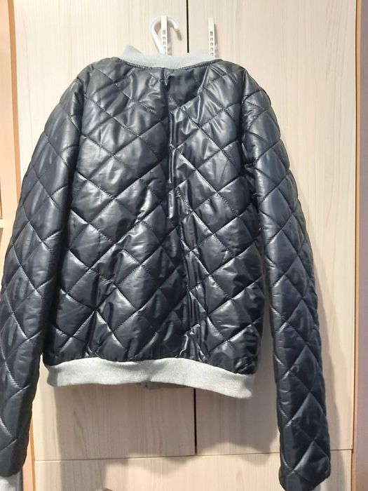 Куртка-бомбер на девочку 11-13 лет