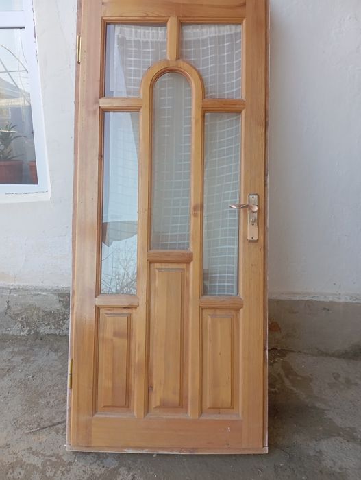 Эшик ва дераза сотилади