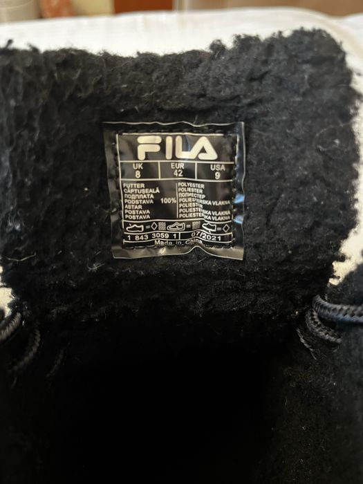 Ghete / bocanci de iarnă FILA, cu blană, ca noi