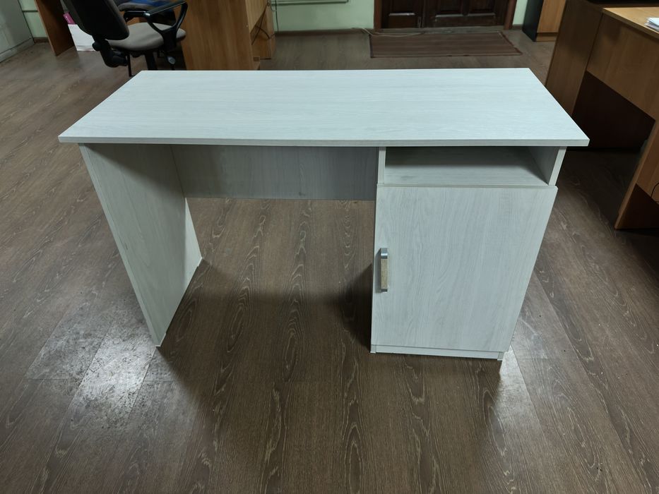 стол офисный новый