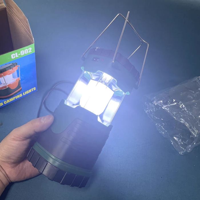 Quyoshdan quvvat olib ishlovchi chiroq